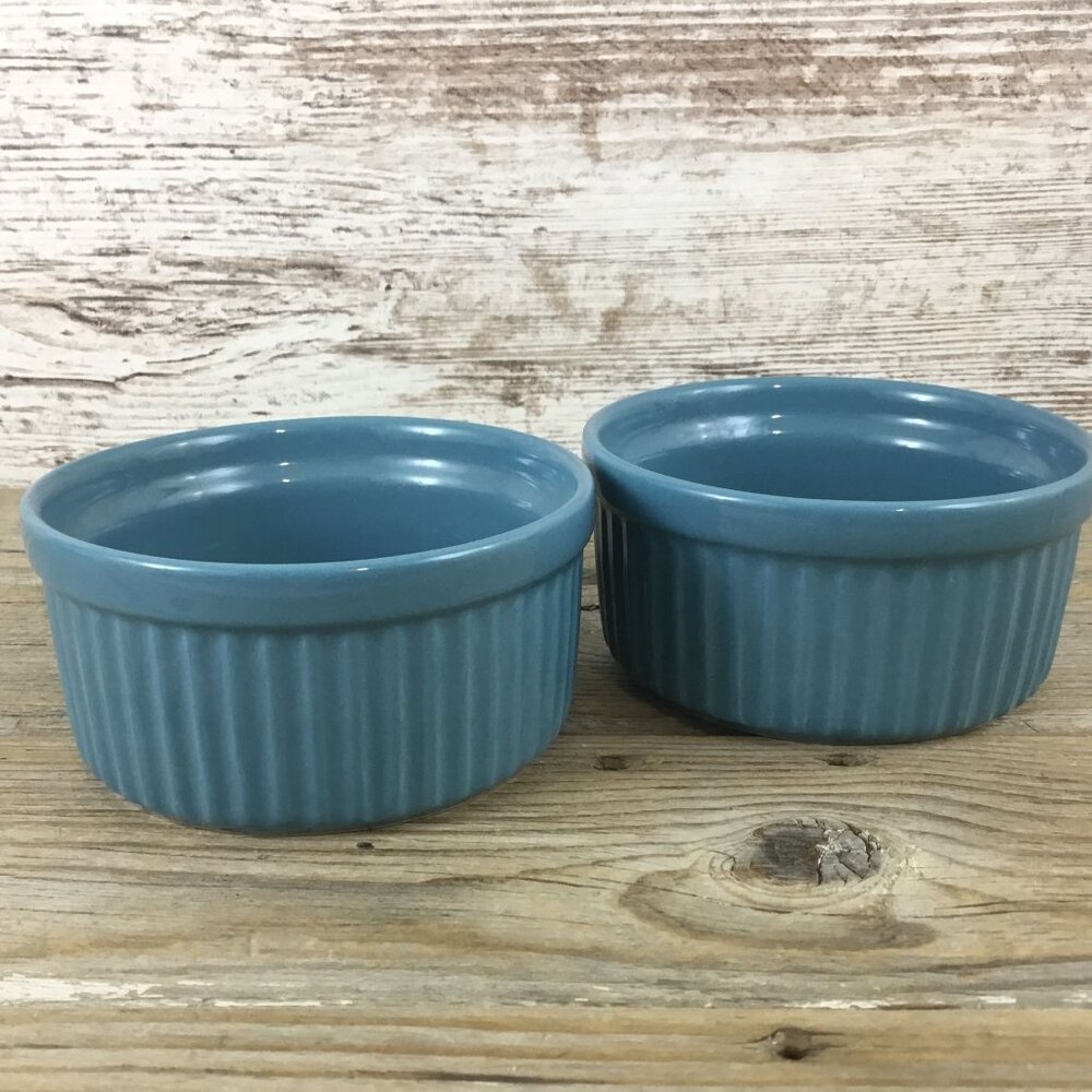 Set of 2 Home Stoneware Blue Ramekins – Ribbed Custard Cups for Baking & Dessert